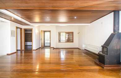 Imagem 5: Casa em Morro Santana. Piscina, Guarda roupa, Lareirae4 Vagas na garagem