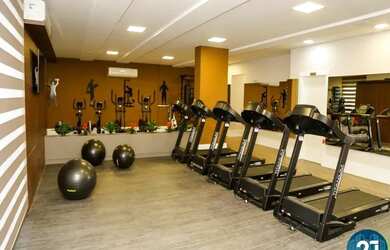 Imagem: O apartamento possui 2 Dormitórios, 2 Banheiros, 1 Vaga na