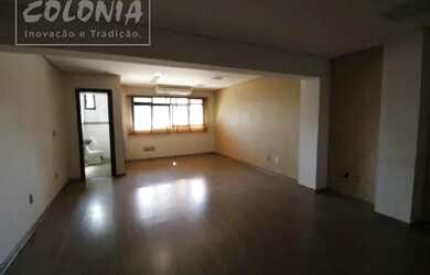 Imagem: O depósito possui 1 Vaga na garagem, 50m² de Área e está