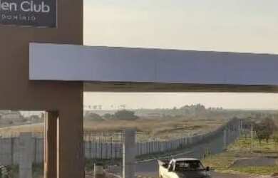 Imagem: O terreno possui 240m² de Área e está localizado em Jardim