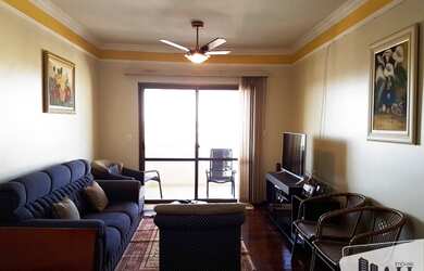 Imagem: O apartamento e possui 3 Dormitórios, Suítes, 2 Banheiros