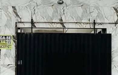 Imagem: O apartamento possui 1 Dormitório, 2 Banheiros, 1 Vaga na garagem