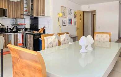 Imagem: O apartamento possui 3 Dormitórios, 2 Banheiros, 2 Vagas na