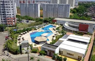 Imagem: O apartamento possui 2 Dormitórios, 1 Banheiro, 1 Vaga na garagem