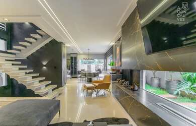 Imagem: A casa em condomínio possui 3 Dormitórios, 5 Banheiros, 3