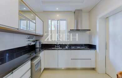 Imagem 8: CASA À VENDA COM 4 SUÍTES EM SANTA FELICIDADE