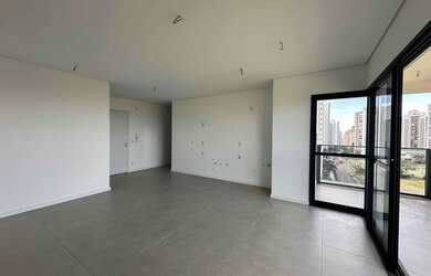 Imagem 5: Apartamento padrão à Venda, Gleba Fazenda Palhano, Londrina, PR