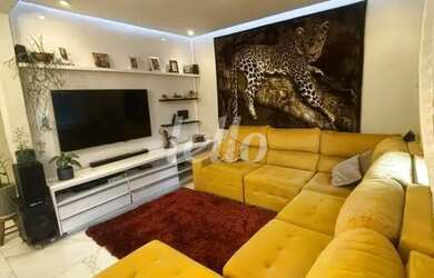 Imagem: O apartamento possui 2 Dormitórios, 1 Banheiro, 2 Vagas na