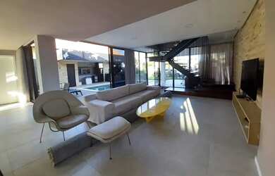 Imagem 1: Casa de alto padrão Cond. à beira da Lagoa no Litoral Sul apenas 15 minutos Orla Maceio