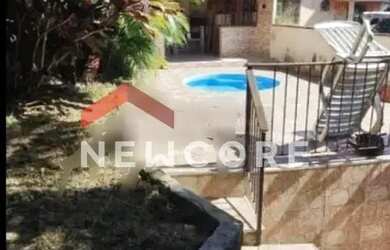Imagem: A casa possui 3 Dormitórios, 4 Banheiros e 160m² de Área