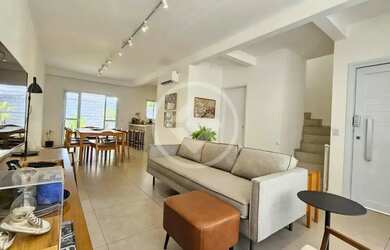 Imagem: A casa em condomínio possui 3 Dormitórios, 4 Banheiros, 4