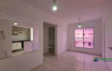 Imagem: O apartamento possui 2 Dormitórios, 1 Banheiro, 1 Vaga na garagem