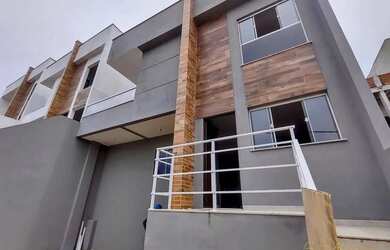 Imagem: A casa em condomínio possui 4 Dormitórios, 3 Banheiros, 2