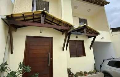 Imagem: Casa à venda em rua pública, JABOTIANA, Aracaju, SE