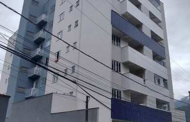 Imagem: O apartamento possui 3 Dormitórios, 1 Banheiro, 2 Vagas na