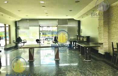 Imagem: O depósito possui 4 Vagas na garagem, 600m² de Área e está