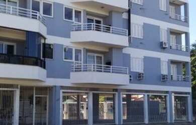 Imagem: O apartamento possui 3 Dormitórios, 1 Banheiro, 2 Vagas na