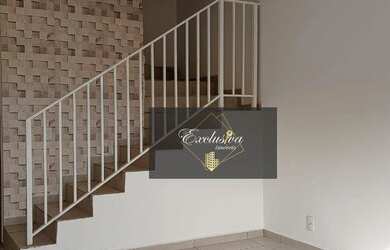 Imagem: A casa possui 2 Dormitórios, 2 Banheiros, 2 Vagas na garagem