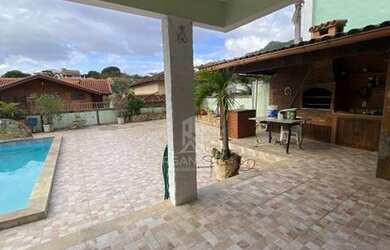 Imagem 2: Condomínio Vilarejo - Maravilhosa casa 495m² com piscina, sauna e churrasqueira