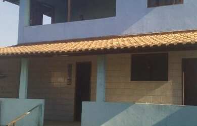 Imagem: A casa possui 4 Dormitórios, 3 Banheiros, 3 Vagas na garagem