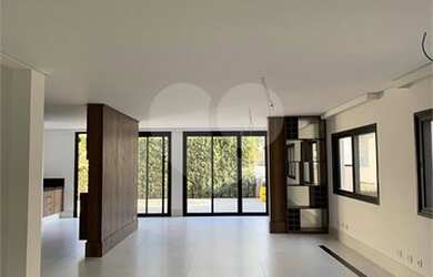 Imagem 8: Santana de Parnaíba - Casa Padrão - Santana de Parnaíba