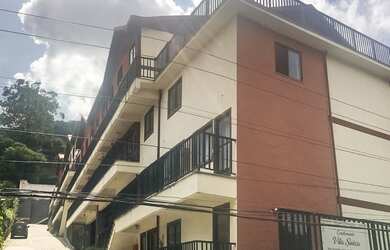 Imagem: O apartamento possui 1 Dormitório, 1 Banheiro, 1 Vaga na garagem