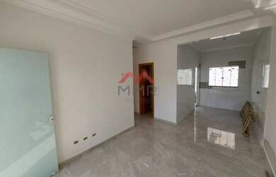 Imagem: A casa possui 2 Dormitórios, 1 Banheiro, 1 Vaga na garagem