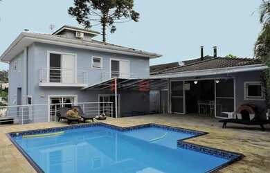 Imagem: Casa 400 m² 4 Quartos sendo 3 Suítes e 5 banheiros à Venda