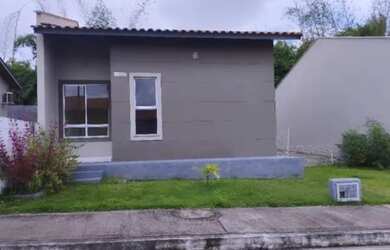 Imagem: A casa em condomínio possui 2 Dormitórios, 2 Banheiros, 2