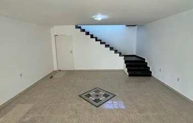 Imagem: A casa em condomínio possui 3 Dormitórios, 3 Banheiros, 3