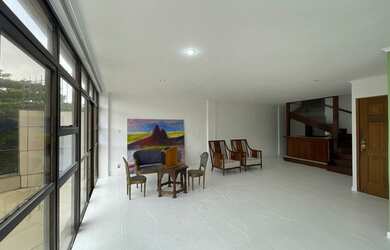 Imagem: O apartamento na cobertura possui 5 Dormitórios, 3 Banheiros