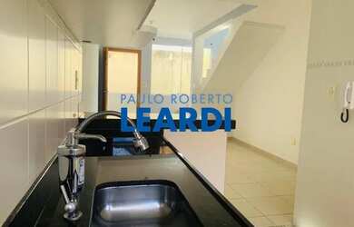 Imagem: A casa em condomínio possui 2 Dormitórios, 2 Banheiros, 1