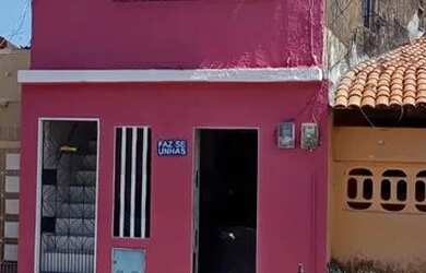 Imagem: A casa possui 2 Dormitórios, 1 Banheiro, 70m² de Área e