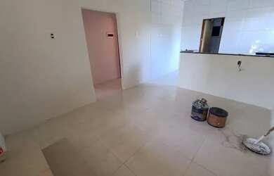 Imagem: A casa possui 2 Dormitórios, 1 Banheiro e está localizado