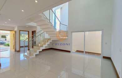 Imagem: A casa em condomínio possui 4 Dormitórios, 5 Banheiros, 4