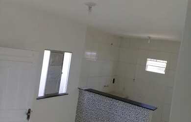 Imagem: A casa possui 1 Dormitório, 1 Banheiro e está localizado