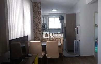 Imagem: O apartamento possui 2 Dormitórios, 1 Banheiro, 1 Vaga na garagem