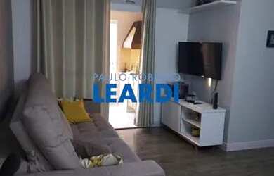 Imagem: O apartamento possui 3 Dormitórios, 2 Banheiros, 1 Vaga na