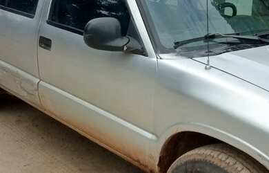 Imagem: A casa possui 2 Dormitórios, 1 Banheiro, 2 Vagas na garagem