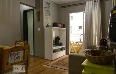 Imagem: O apartamento possui 2 Dormitórios, 1 Banheiro, 1 Vaga na garagem