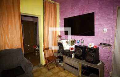 Imagem: A casa possui 5 Dormitórios, 3 Banheiros e 120m² de Área