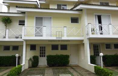 Imagem 2: Casinha super fofa em condomino fechado - ACEITA PERMUTA ATÉ 50