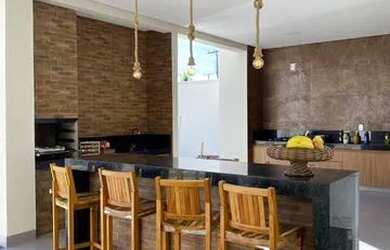 Imagem: A casa possui 5 Dormitórios, 5 Banheiros e está localizado