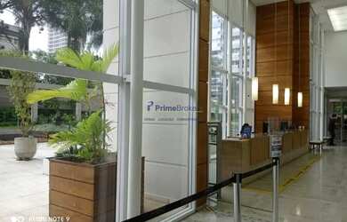 Imagem: O depósito possui 1 Vaga na garagem e 42m² de Área e está