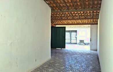 Imagem: A casa possui 2 Dormitórios, 2 Banheiros e está localizado