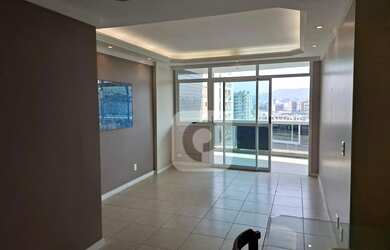 Imagem: O apartamento possui 4 Dormitórios, 3 Banheiros, 2 Vagas na