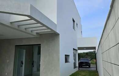 Imagem 2: Casa Duplex no Quinta das Marinas com 3 suítes sendo uma com closet área...