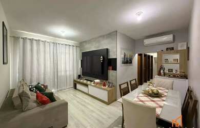 Imagem: O apartamento possui 3 Dormitórios, 1 Banheiro, 1 Vaga na garagem