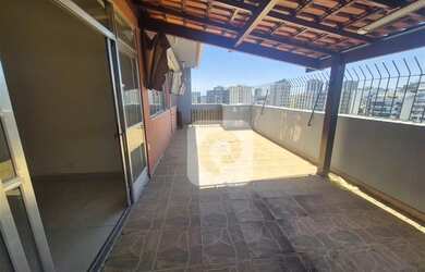 Imagem: O apartamento na cobertura possui 2 Dormitórios, 1 Banheiro