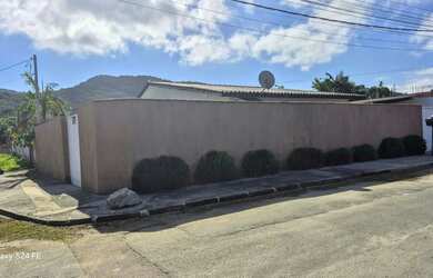 Imagem 12: Casa com piscina em Matinhos